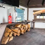 Beskid Penthouse Apartment Milowka