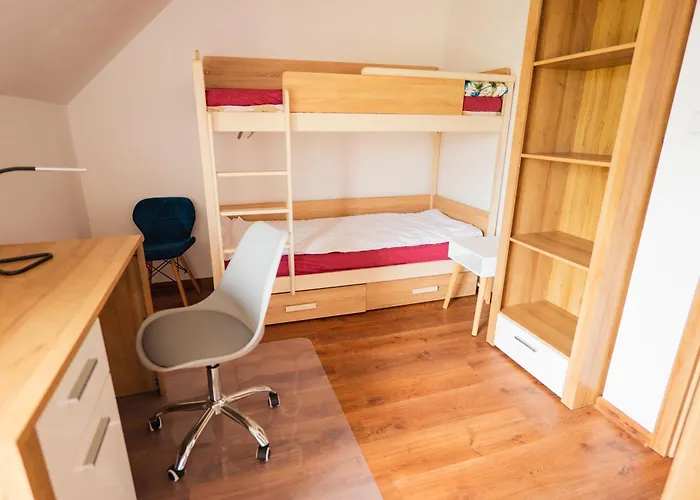 Beskid Penthouse דירה