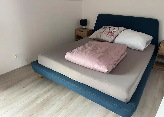 Beskid Penthouse דירה